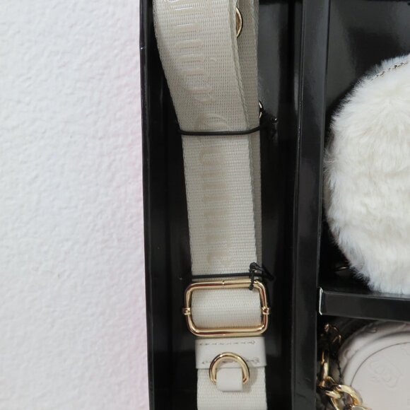 Juicy Couture Cream and Gold 4 Pc Crossbody Gift Box Set - Picture 6 of 7